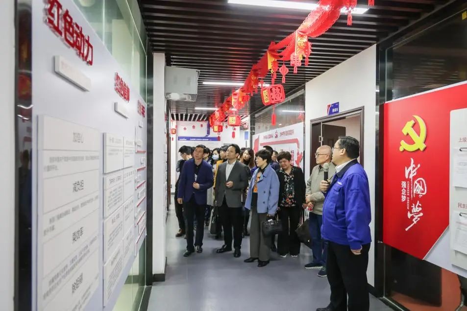 民主党派湖南省委机关青工委团队一行考察ezweb易利娱乐平台智能