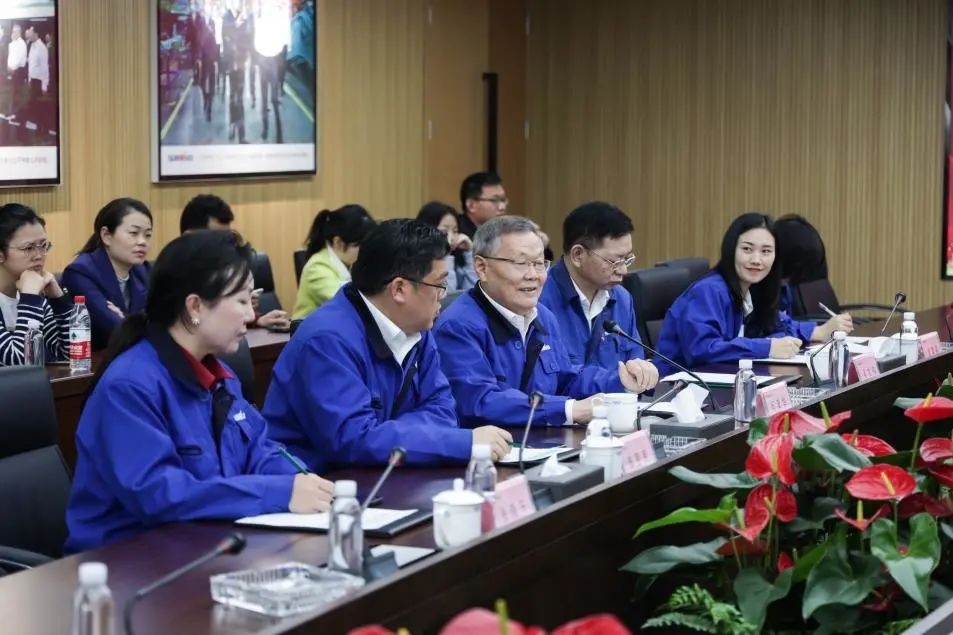 民主党派湖南省委机关青工委团队一行考察ezweb易利娱乐平台智能