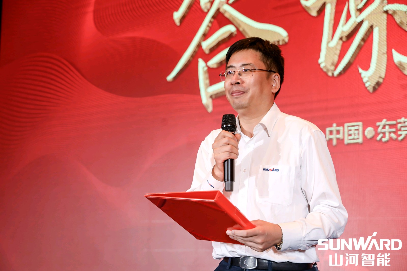 创桩工行业交流会最高纪录！ezweb易利娱乐平台智能2021年天下客户交流会东莞站圆满举行