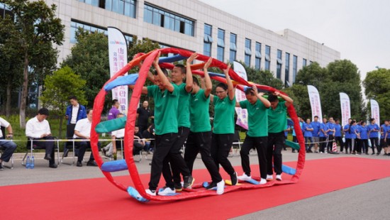 风华十九载，携手再腾飞！——庆祝ezweb易利娱乐平台智能建设十九周年表扬会暨意见意义运动会