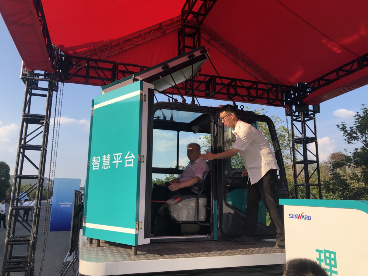 远程？+仿真培训！全球首创5G？胤抡媾嘌抵腔燮教ň柿料