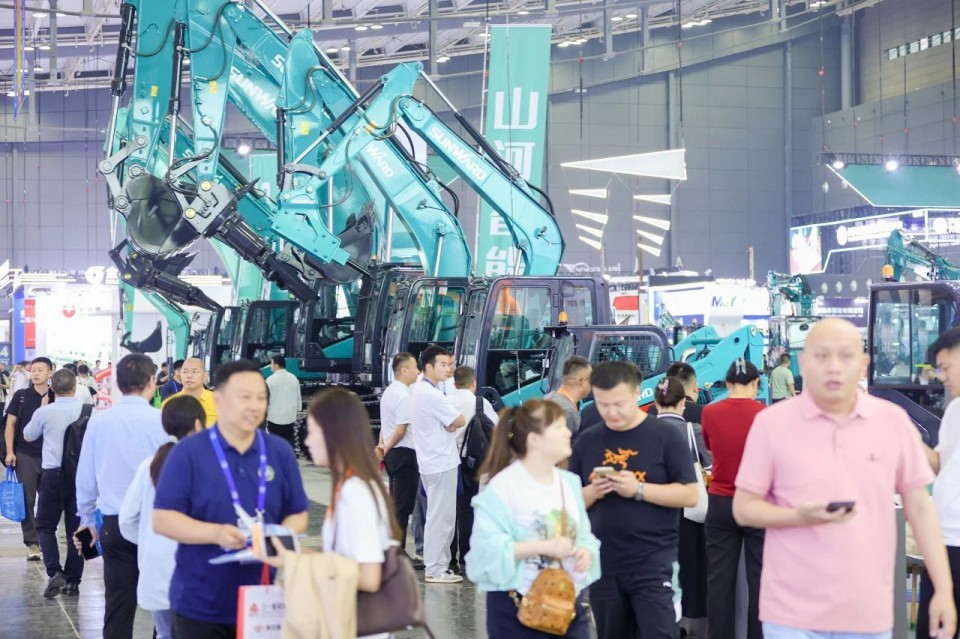 2025 CICEE | ezweb易利娱乐平台智能实力闪灼2025长沙国际工程机械展